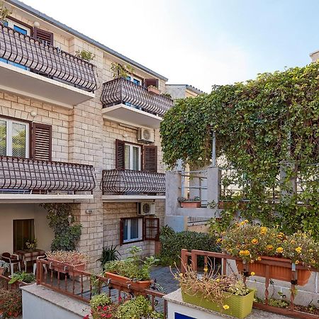 Apartments Ljubica Makarska Ngoại thất bức ảnh
