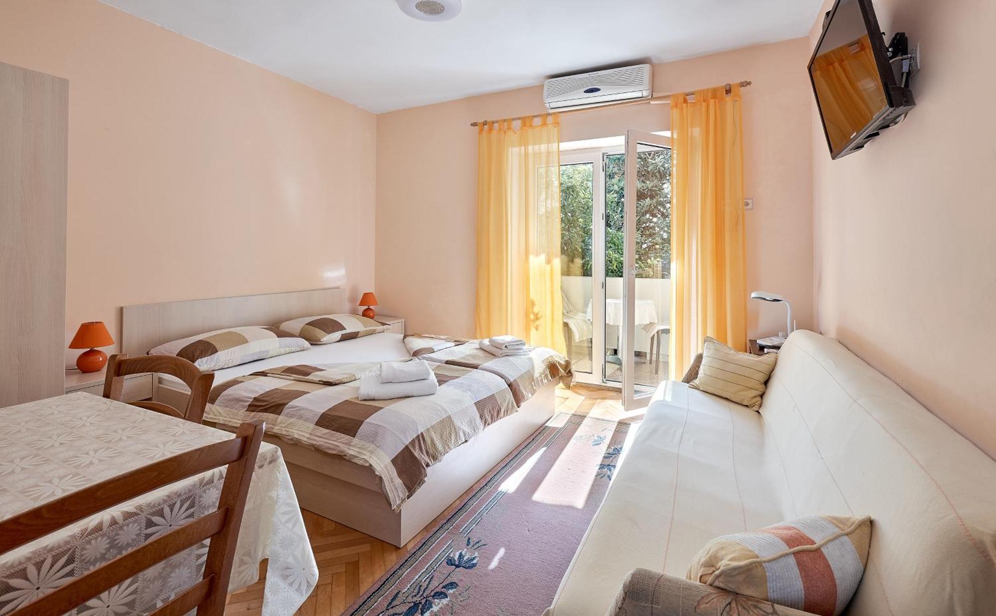 Apartments Ljubica Makarska Ngoại thất bức ảnh