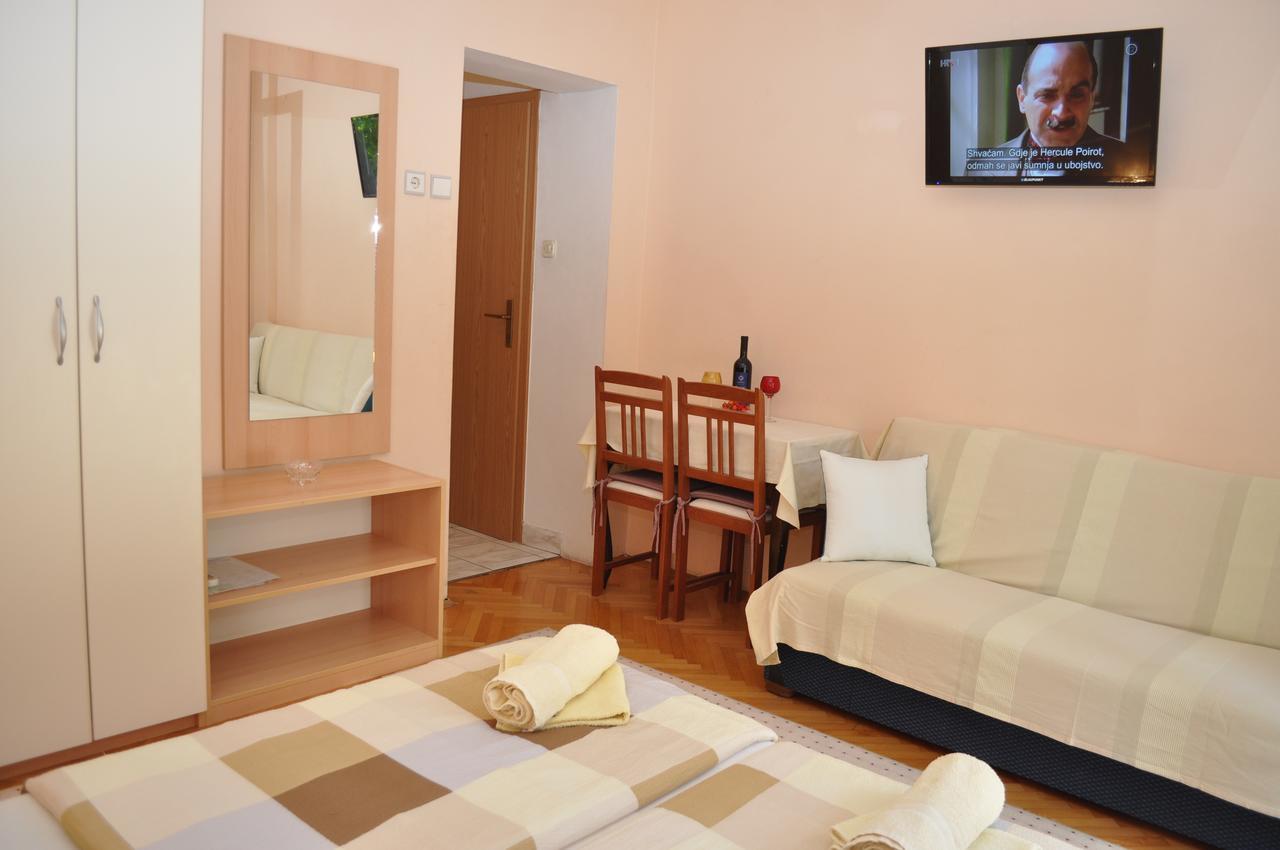 Apartments Ljubica Makarska Ngoại thất bức ảnh
