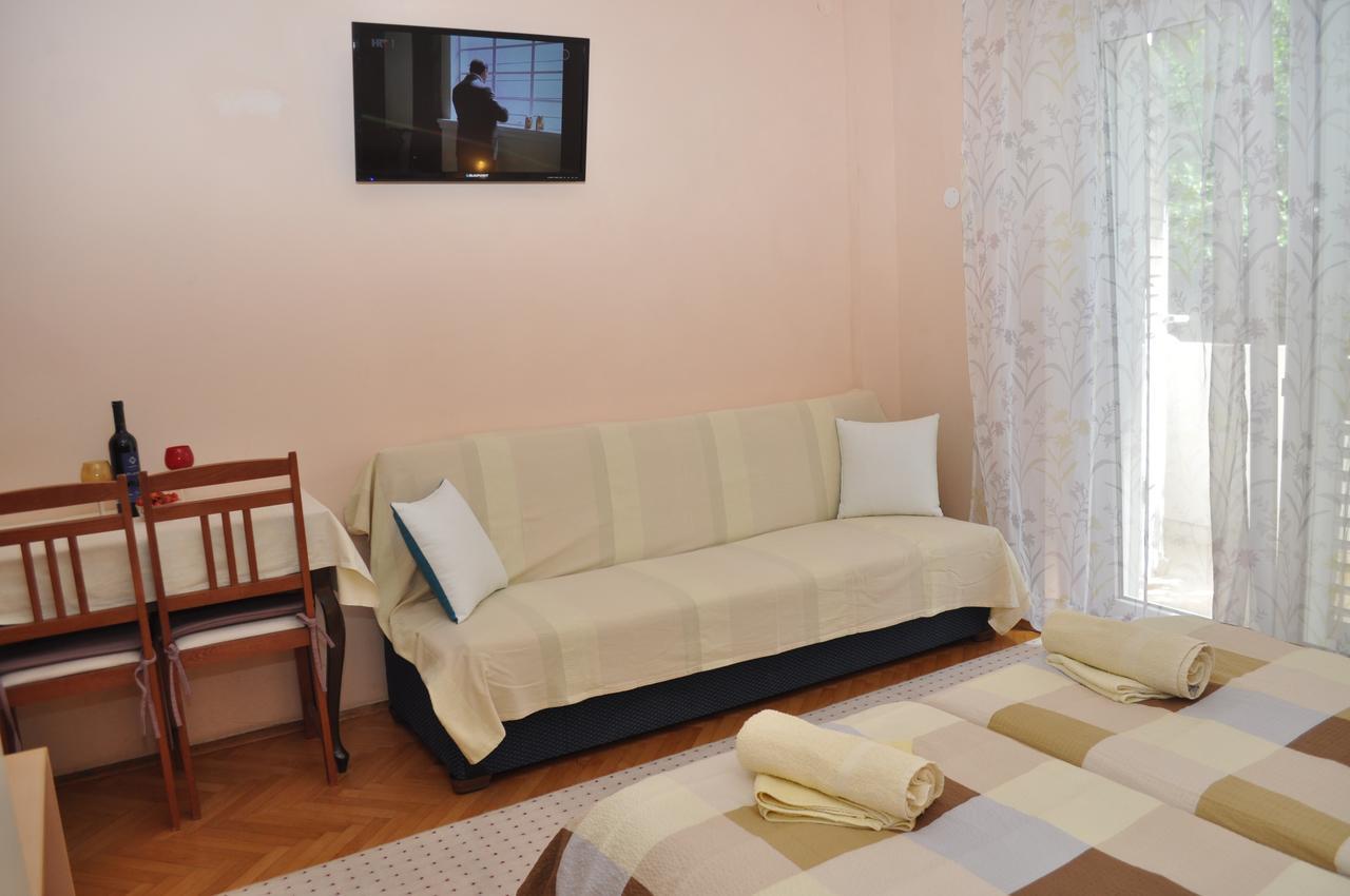 Apartments Ljubica Makarska Ngoại thất bức ảnh