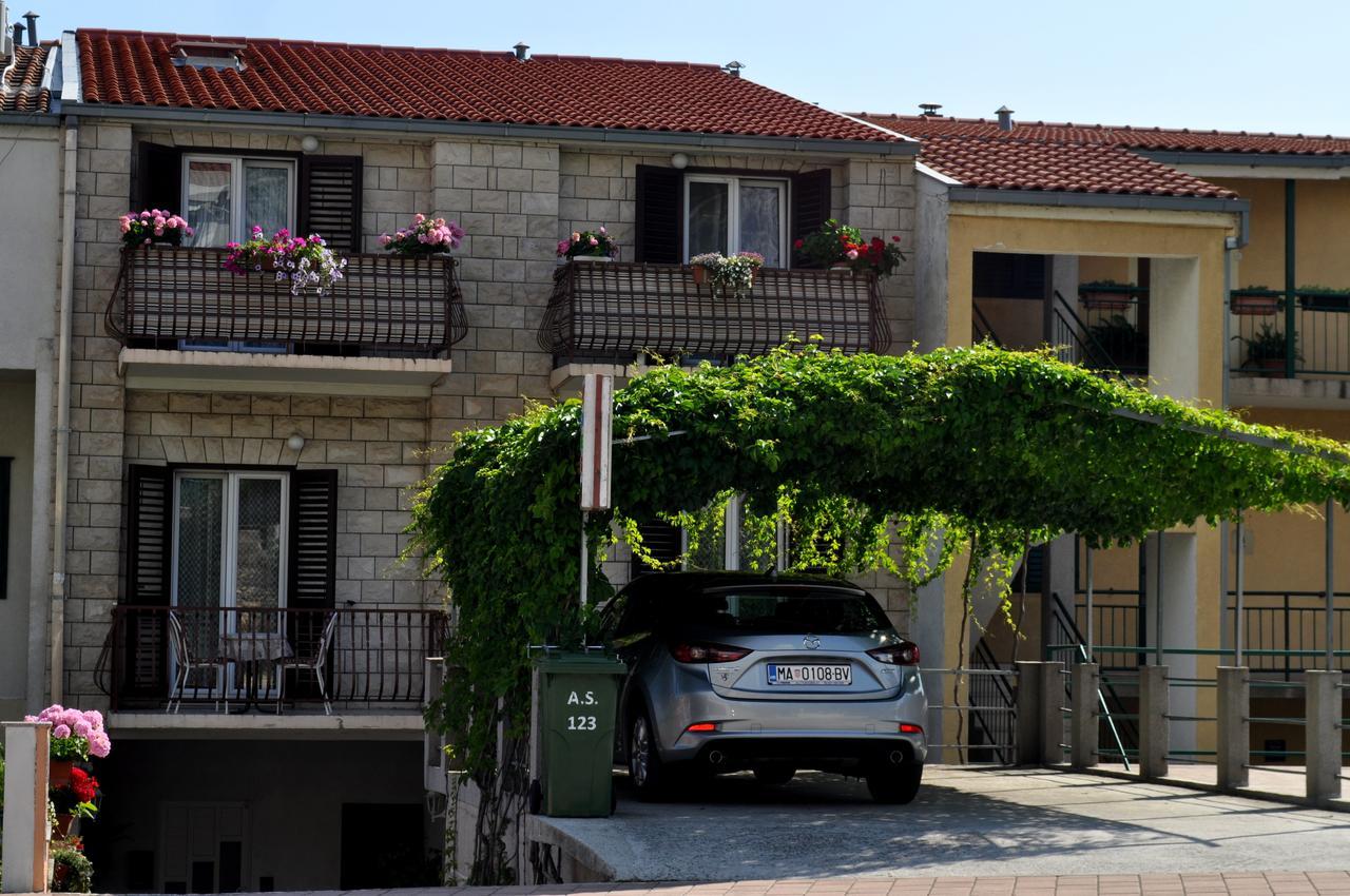 Apartments Ljubica Makarska Ngoại thất bức ảnh