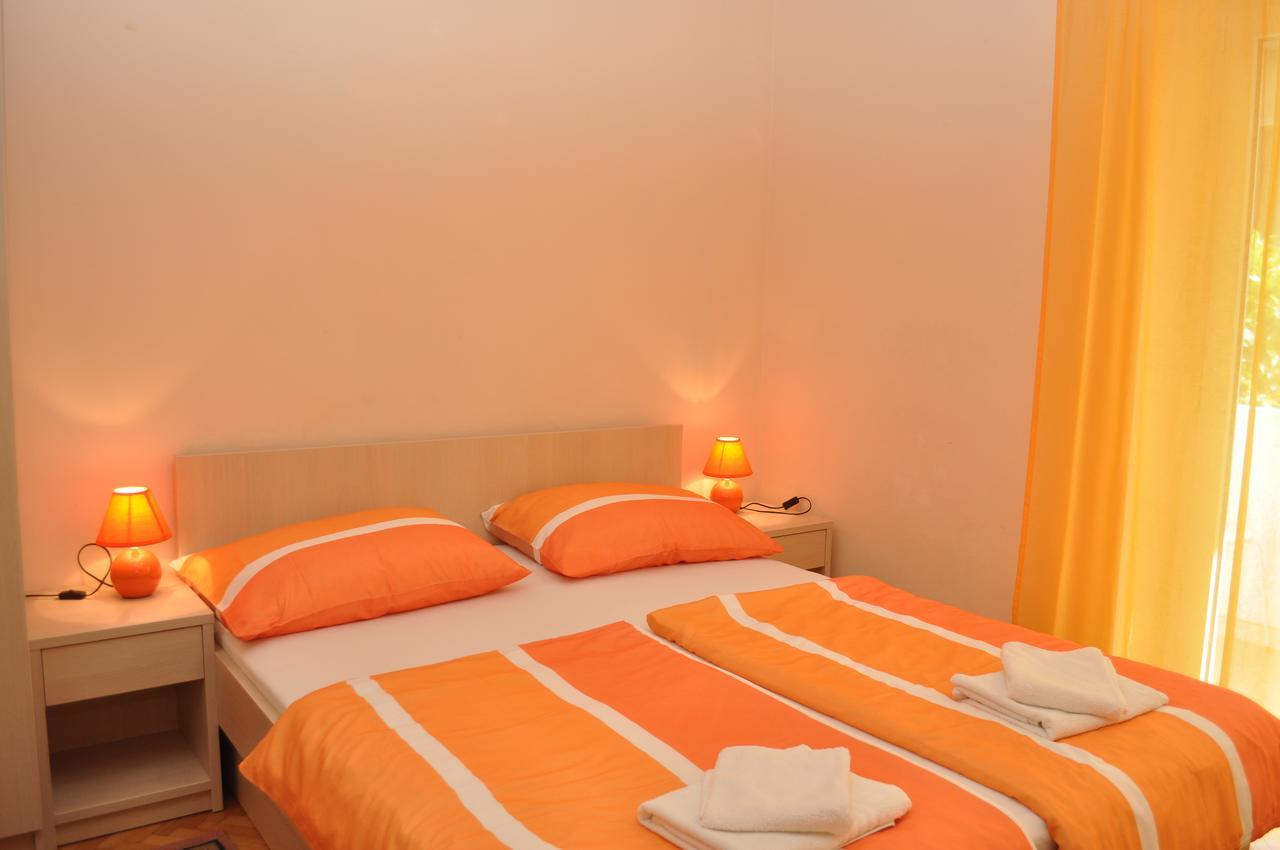 Apartments Ljubica Makarska Ngoại thất bức ảnh
