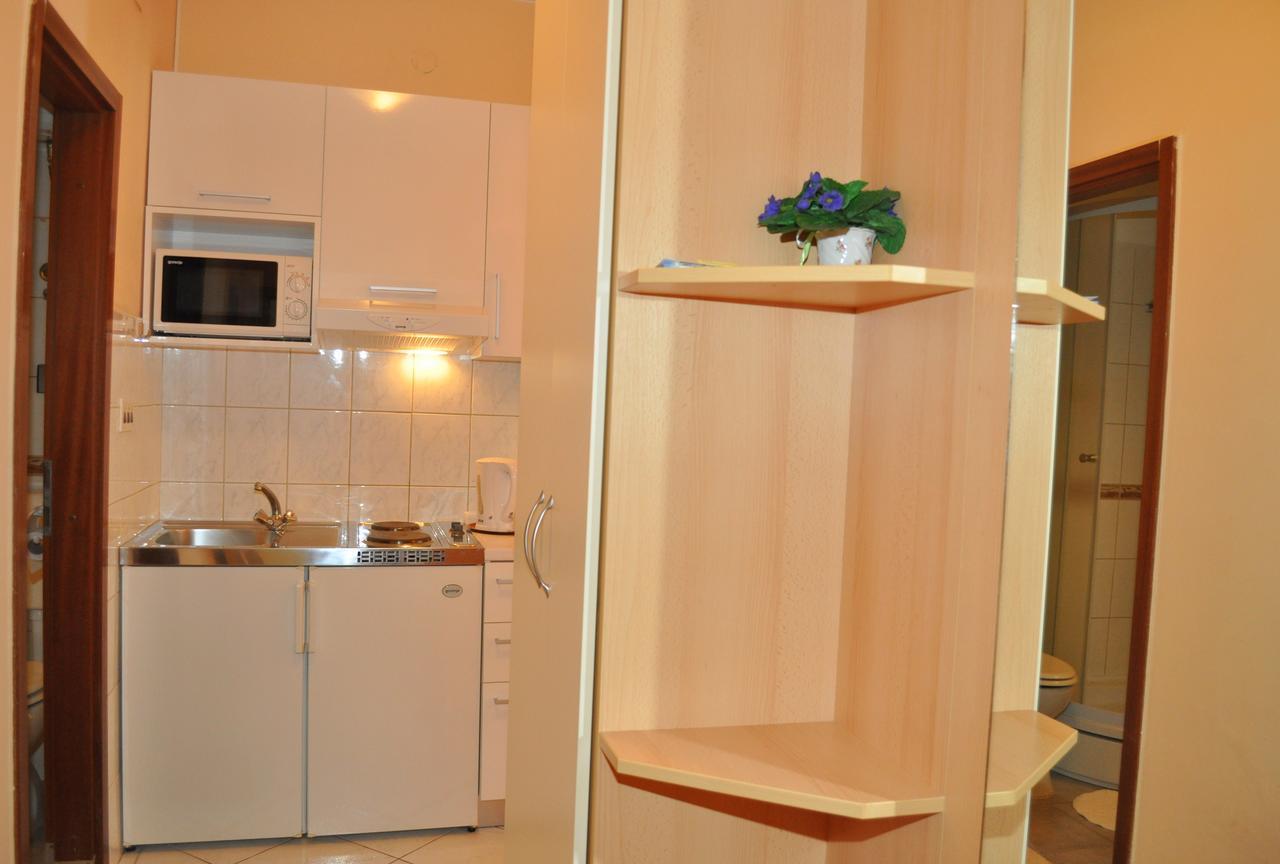 Apartments Ljubica Makarska Ngoại thất bức ảnh