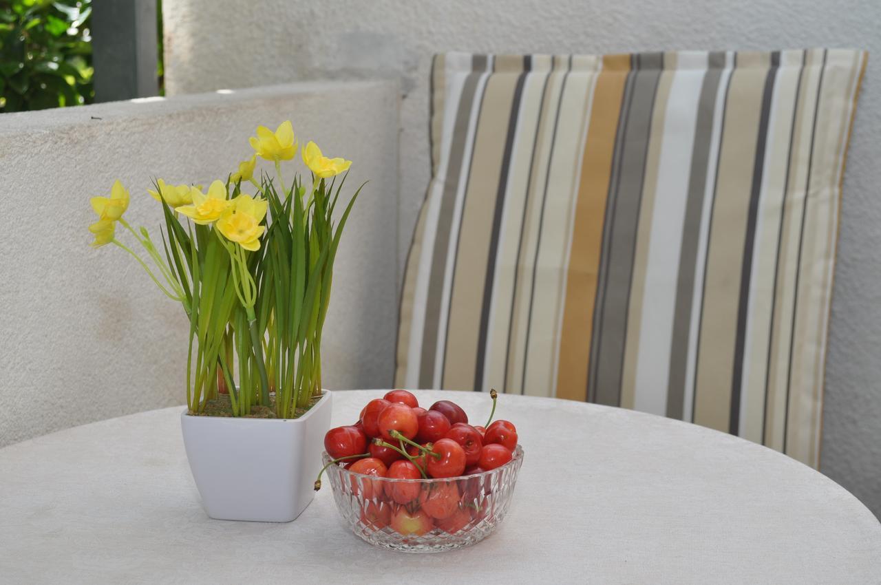Apartments Ljubica Makarska Ngoại thất bức ảnh
