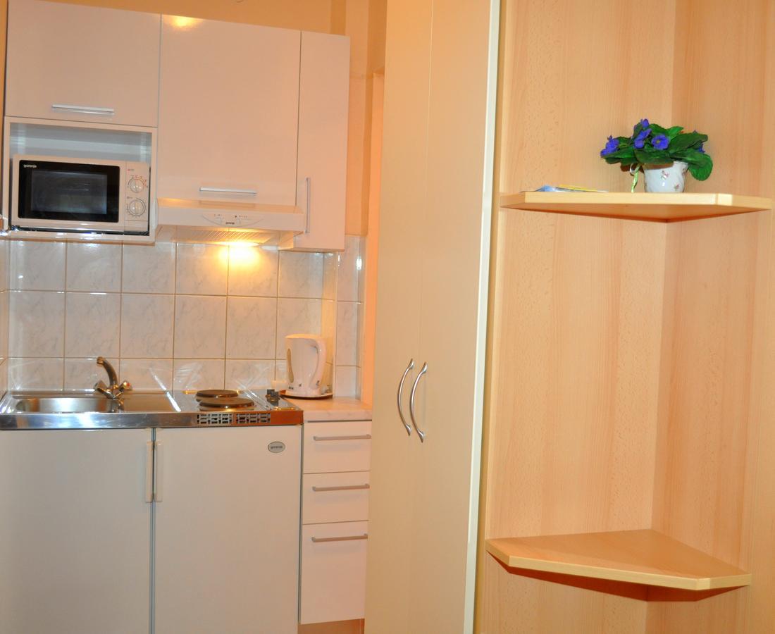 Apartments Ljubica Makarska Ngoại thất bức ảnh