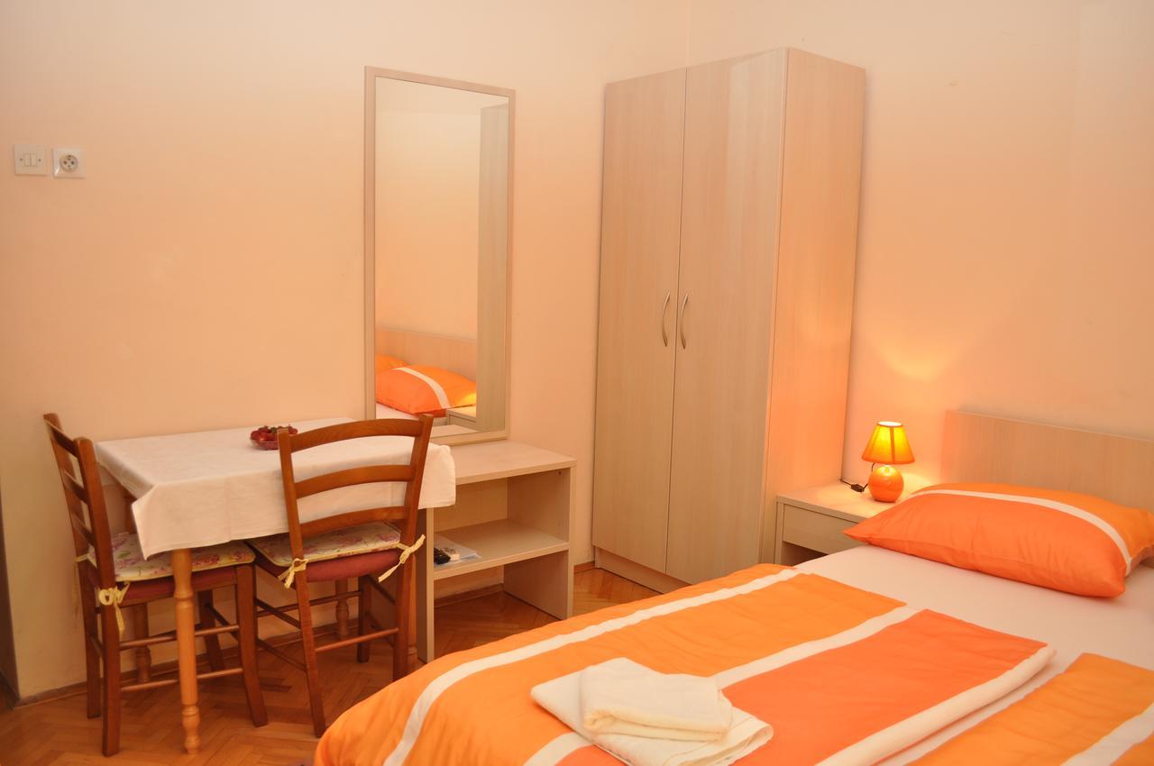 Apartments Ljubica Makarska Ngoại thất bức ảnh