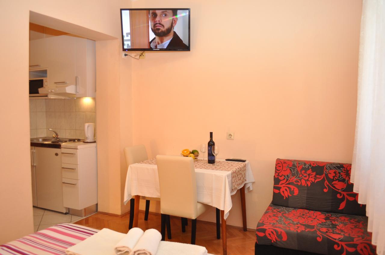 Apartments Ljubica Makarska Ngoại thất bức ảnh