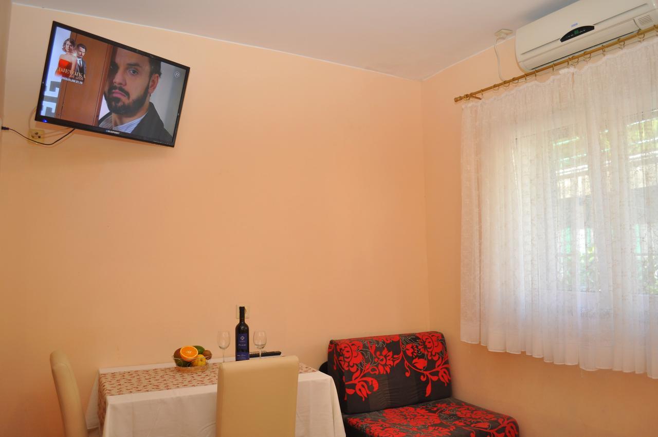 Apartments Ljubica Makarska Ngoại thất bức ảnh