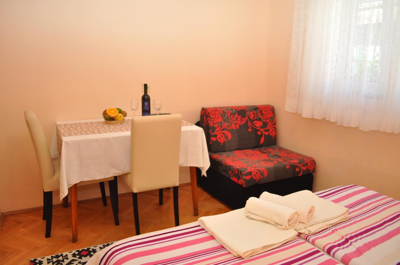 Apartments Ljubica Makarska Ngoại thất bức ảnh