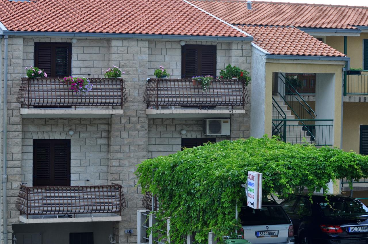 Apartments Ljubica Makarska Ngoại thất bức ảnh