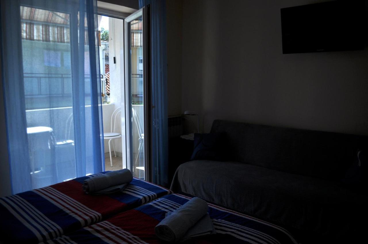 Apartments Ljubica Makarska Ngoại thất bức ảnh